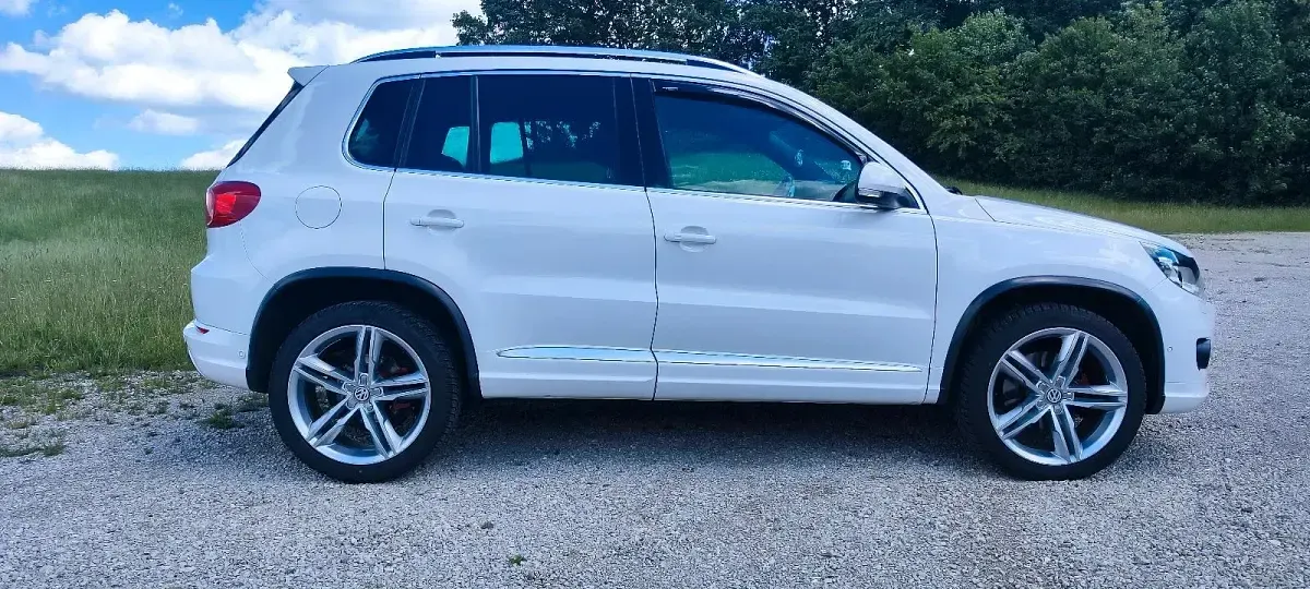 Gebraucht VW Tiguan R-line 140 PS (102 kW) 2012 Weiß SUV