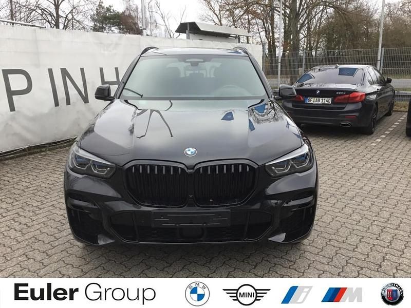 Gebraucht BMW X5 Performance 333 PS (244 kW) 2023 Schwarz SUV