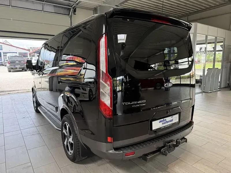 Gebraucht Ford Tourneo Custom Active 170 PS (125 kW) 2023 Obsidianschwarz Van