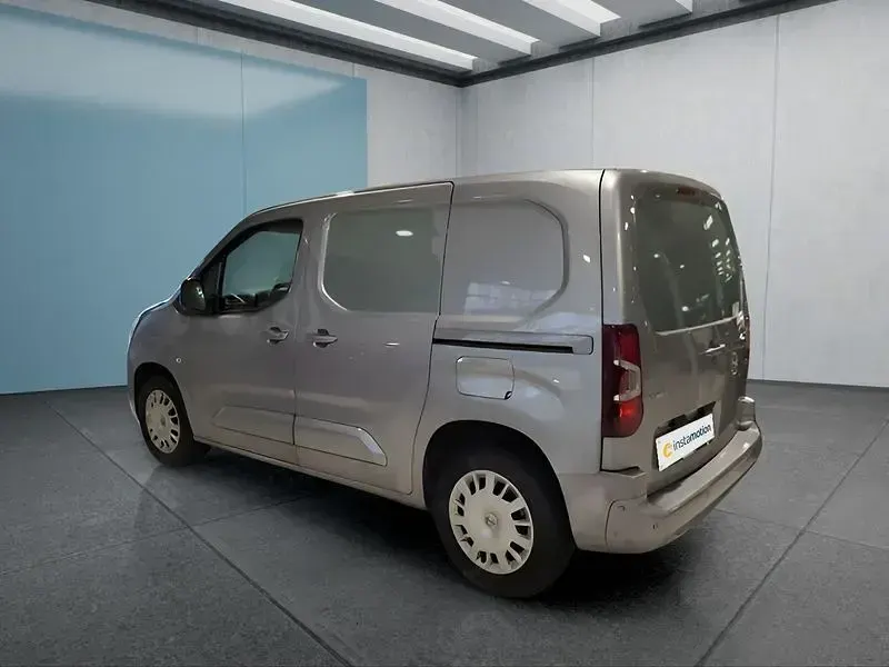 Gebraucht Opel Combo 102 PS (75 kW) 2024 Grau Van / Kleinbus
