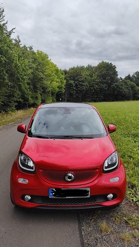 Rot Gebraucht 2019 Smart ForFour Basis Kleinwagen | 12.000 € (Guter Preis) - Bild 1/4