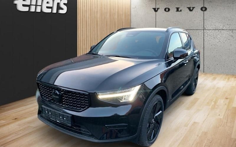 Gebraucht Volvo XC40 Plus 197 PS (144 kW) 2025 Schwarz SUV