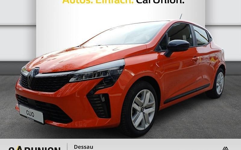 Neu Renault Clio V Evolution 67 PS (49 kW) 2025 Valenciaorange metallic Limousine
