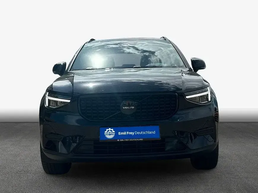 Gebraucht Volvo XC40 Plus 163 PS (119 kW) 2025 Schwarz SUV