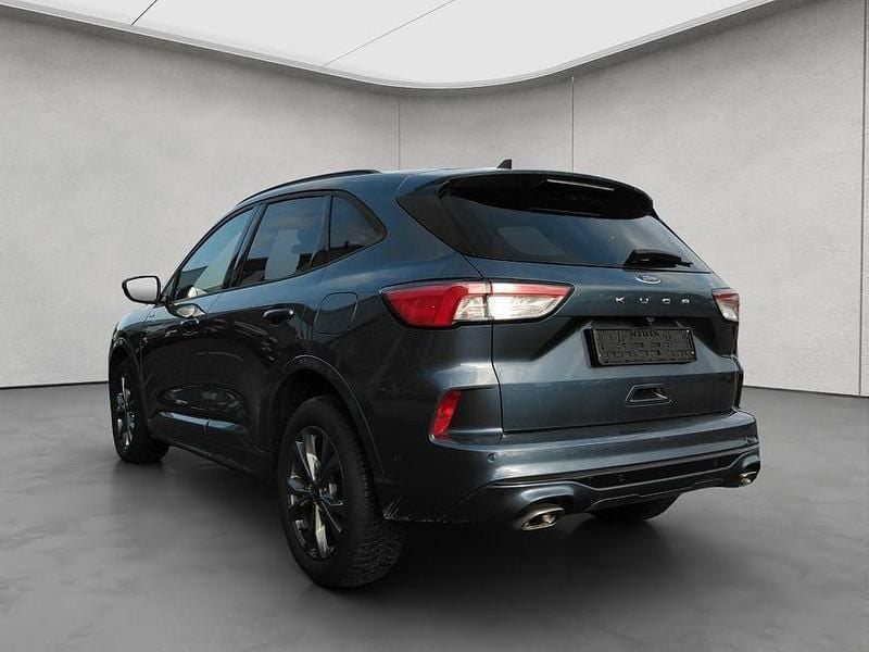Gebraucht Ford Kuga ST-Line X 150 PS (110 kW) 2023 Chrome blue metallic SUV