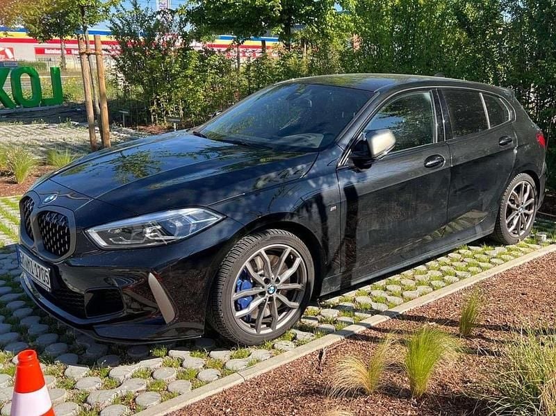 Gebraucht 2021 BMW M135 Kleinwagen | 29.500 € (Fairer Preis) - Bild 1/1
