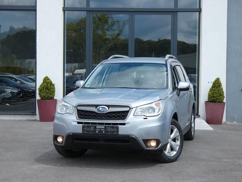 Silber Gebraucht 2014 Subaru Forester SUV | 8.990 € (Superpreis) - Bild 1/4