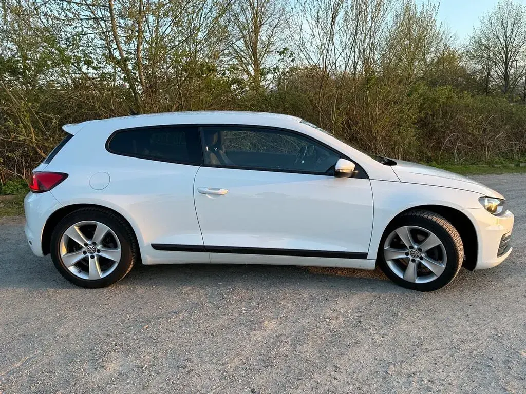 Second-hand VW Scirocco 125 CP (91 kW) 2014 Alb Coupe
