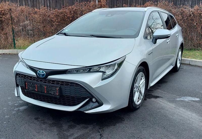 Silber Gebraucht 2020 Toyota Corolla Comfort Kombi | 14.600 € (Guter Preis) - Bild 1/4