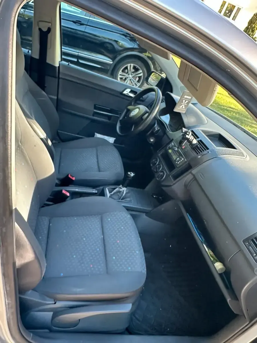 Gebraucht VW Polo 64 PS (47 kW) 2002 Silber Kleinwagen