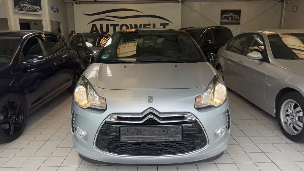 Gebraucht Citroën DS3 Chic 82 PS (60 kW) 2015 Grau Kleinwagen