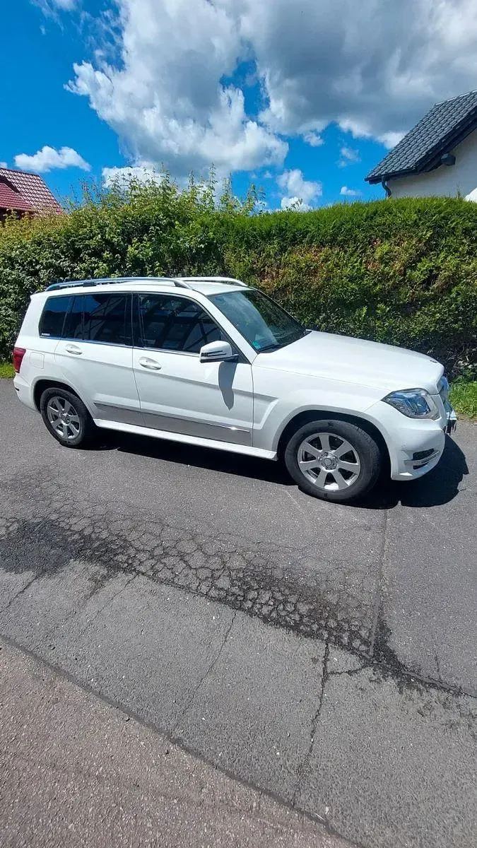 Gebraucht Mercedes GLK220 170 PS (125 kW) 2014 Weiß SUV