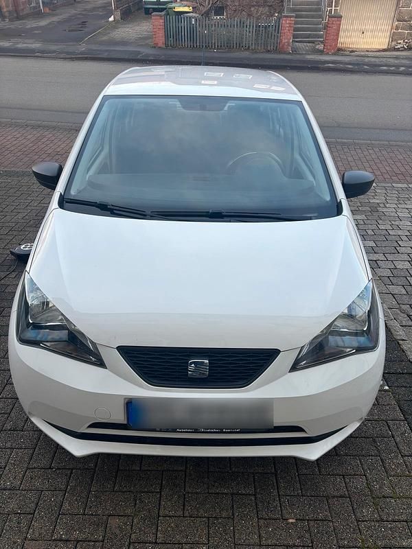 Weiß Gebraucht 2013 Seat Mii Kleinwagen | 2.800 € (Guter Preis) - Bild 1/4