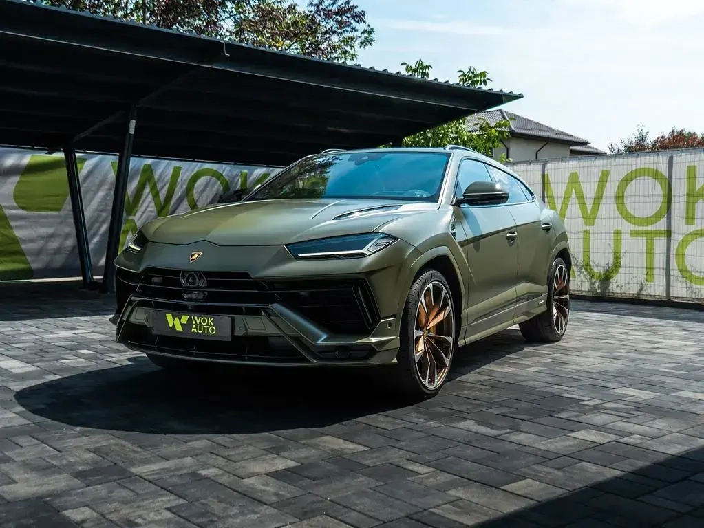 Gebraucht Lamborghini Urus 666 PS (489 kW) 2024 Grün SUV
