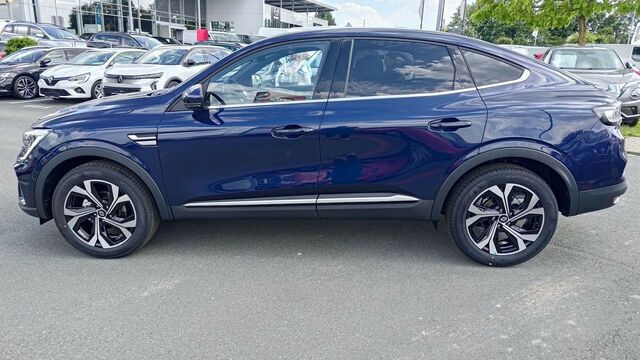 Gebraucht Renault Arkana Techno 140 PS (102 kW) 2022 Blau SUV