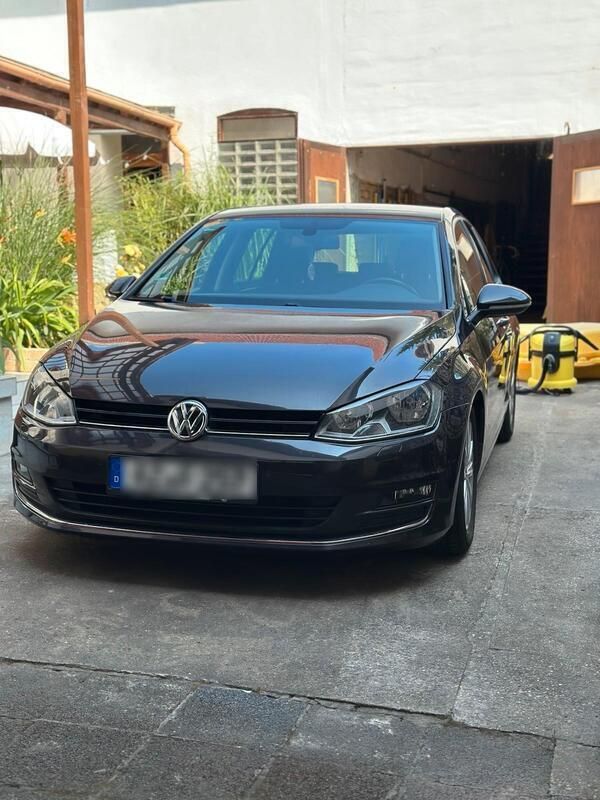 Schwarz Gebraucht 2015 VW Golf VII Kleinwagen | 8.495 € (Fairer Preis) - Bild 1/4