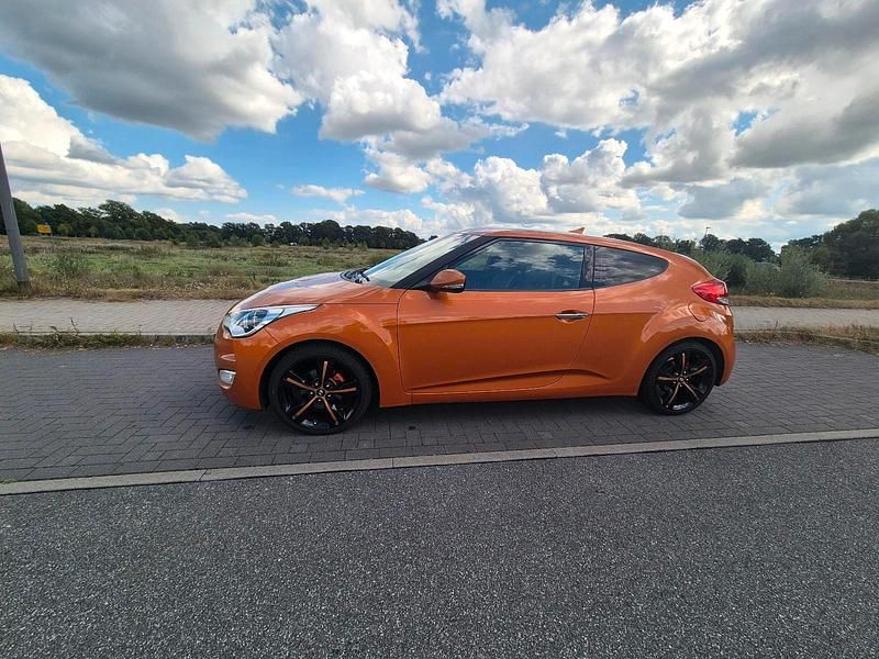Orange Gebraucht 2013 Hyundai Veloster | 6.500 € - Bild 1/4