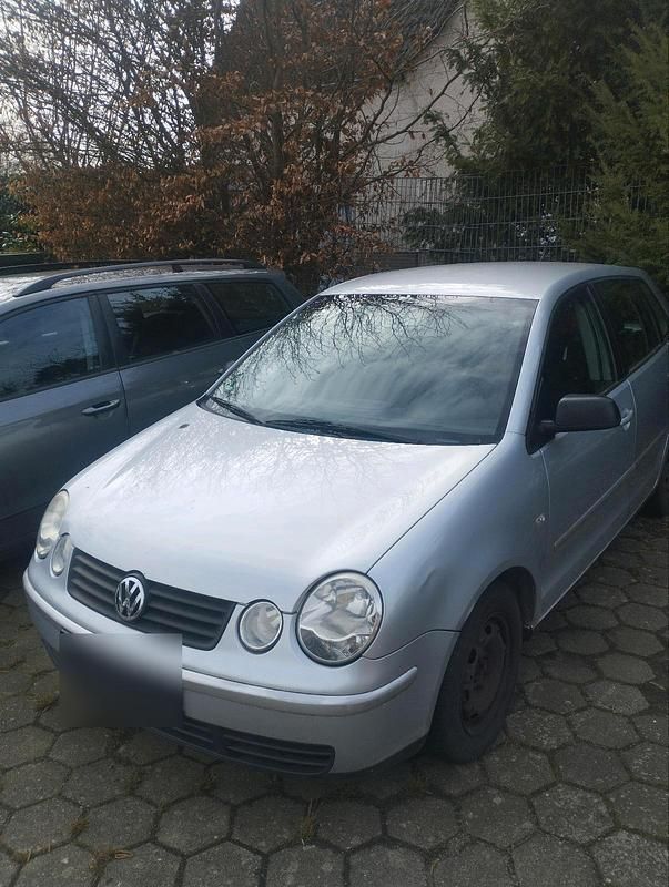 Gebraucht VW Polo 54 PS (39 kW) 2004 Silber Kleinwagen