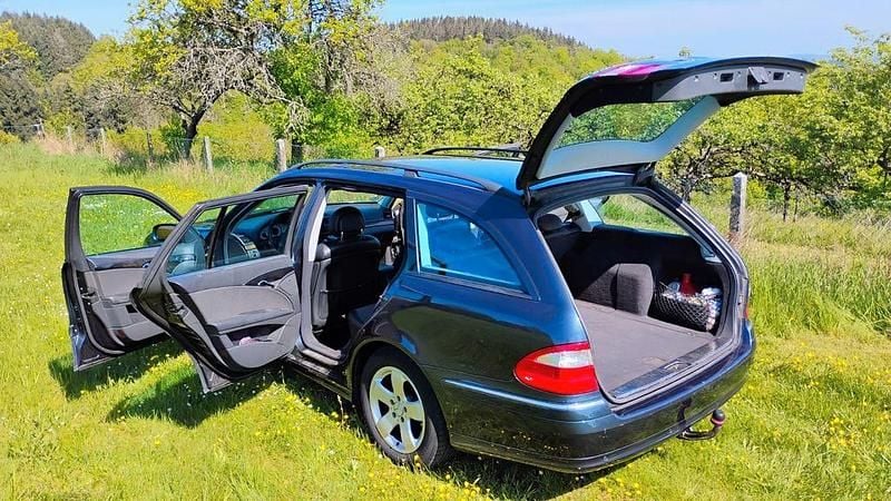 Gebraucht Mercedes E240 Elegance 177 PS (130 kW) 2005 Limousine