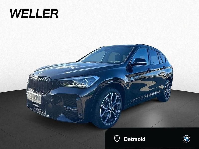Black sapphire (schwarz) Gebraucht 2022 BMW X1 M Sport SUV | 29.490 € (Fairer Preis) - Bild 1/4