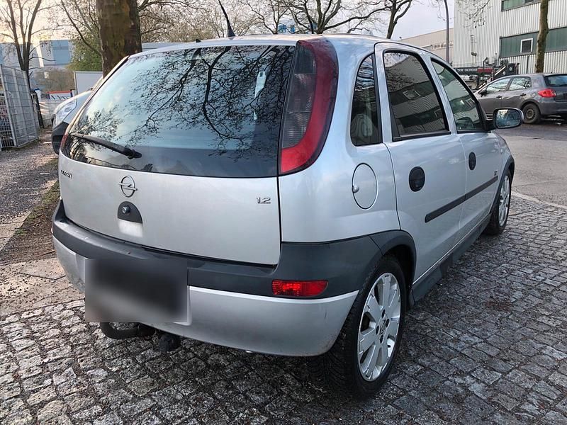 Gebraucht Opel Corsa 75 PS (55 kW) 2002 Silber Kleinwagen