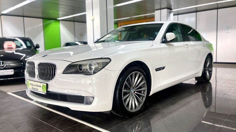 Weiß Gebraucht 2011 BMW 730 Limousine | 13.990 € (Fairer Preis) - Bild 1/4