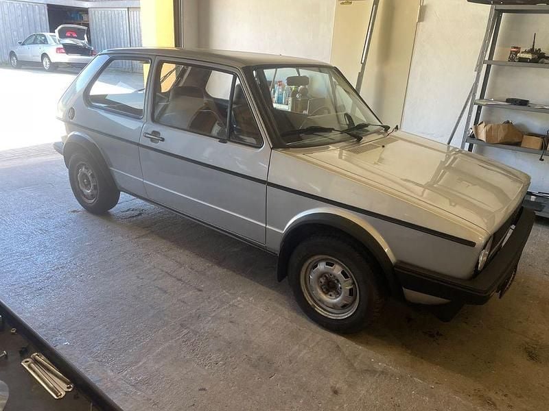 Gebraucht VW Golf I GTD 69 PS (50 kW) 1983 Silber Kleinwagen