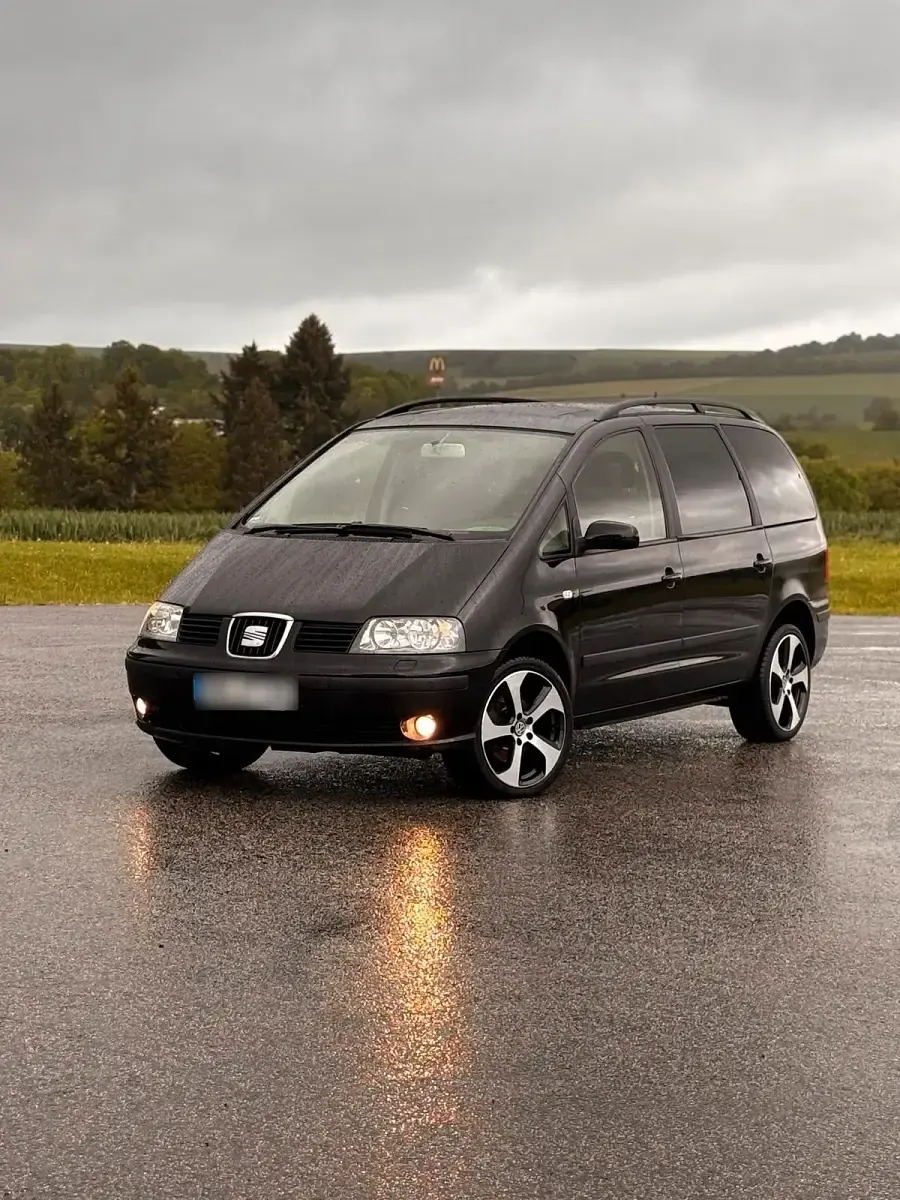 Gebraucht Seat Alhambra 131 PS (96 kW) 2004 Schwarz Van / Kleinbus