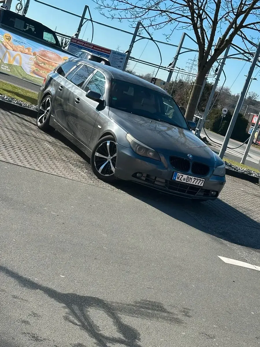 Gebraucht BMW M5 218 PS (160 kW) 2004 Grau Kombi