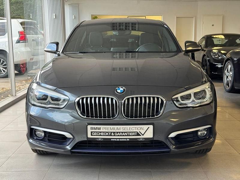 Grau Gebraucht 2016 BMW 120 Urban Line Kleinwagen | 15.990 € (Fairer Preis) - Bild 1/4