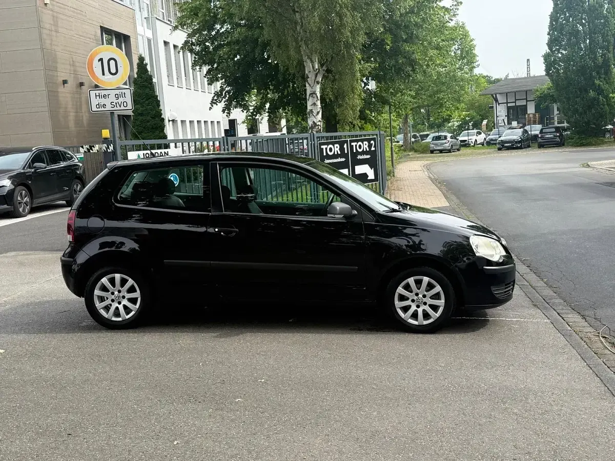 Gebraucht VW Polo 60 PS (44 kW) 2008 Schwarz Kleinwagen