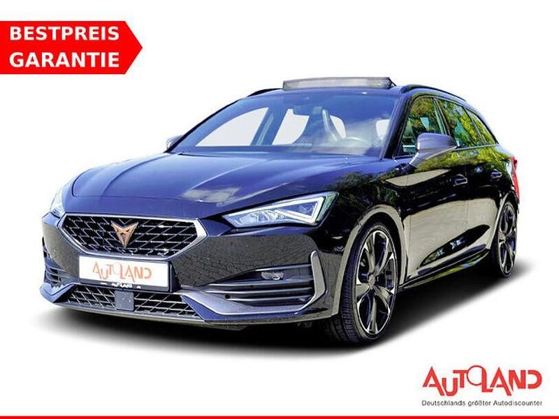 Mitternachtschwarz (metallic) Gebraucht 2021 Cupra Leon VZ Kombi | 32.950 € (Etwas zu teuer) - Bild 1/4