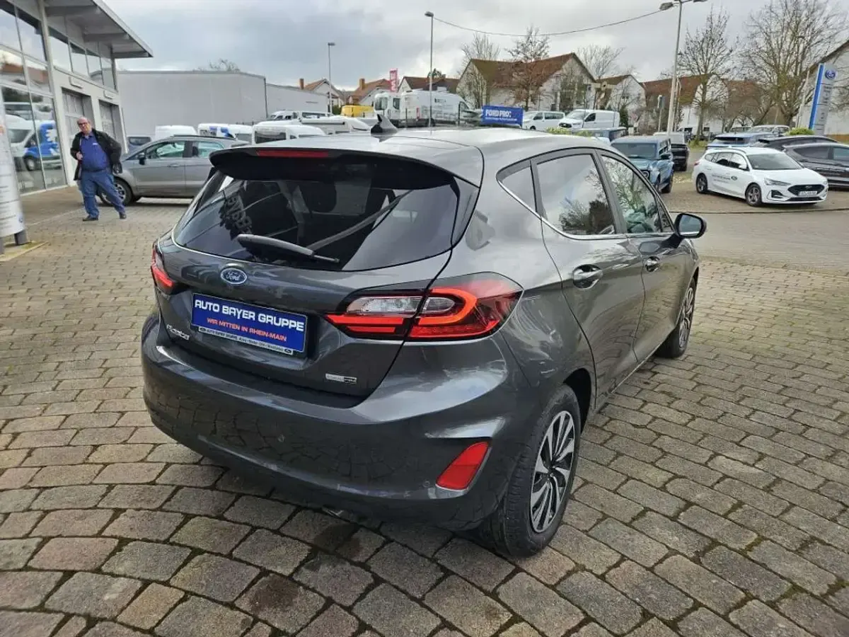 Gebraucht Ford Fiesta Titanium X 125 PS (91 kW) 2023 Grau Kleinwagen