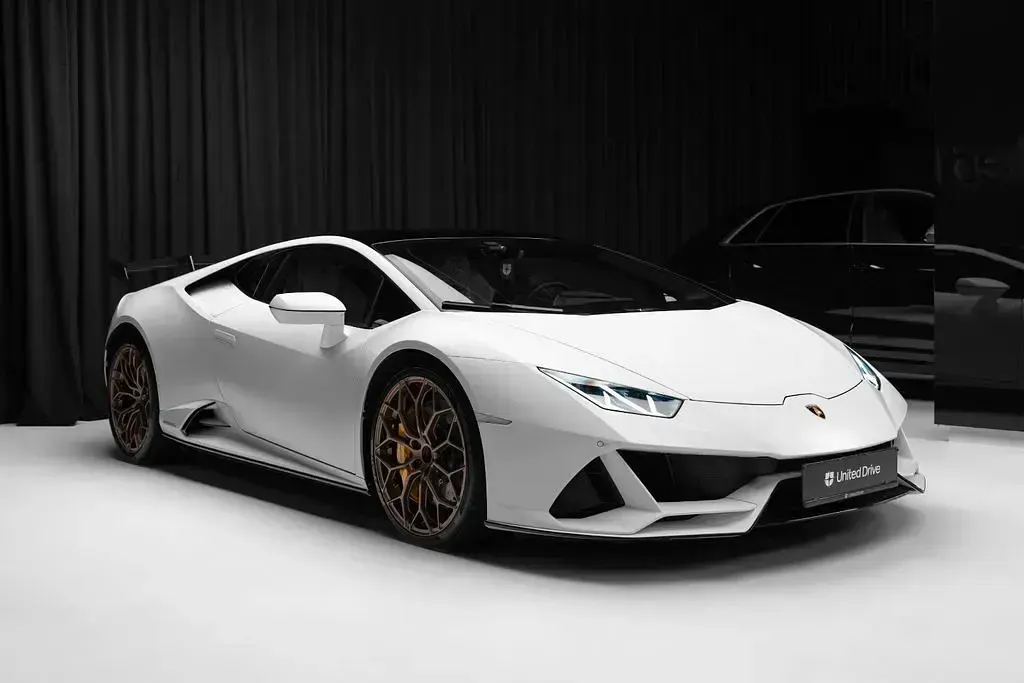 Gebraucht Lamborghini Huracán 640 PS (470 kW) 2023 Weiß