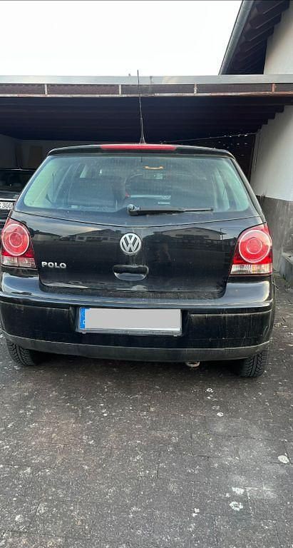 Gebraucht VW Polo 60 PS (44 kW) 2009 Schwarz Kleinwagen