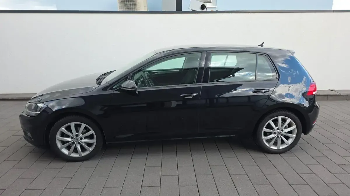 Gebraucht VW Golf VII 116 PS (85 kW) 2017 Schwarz Limousine