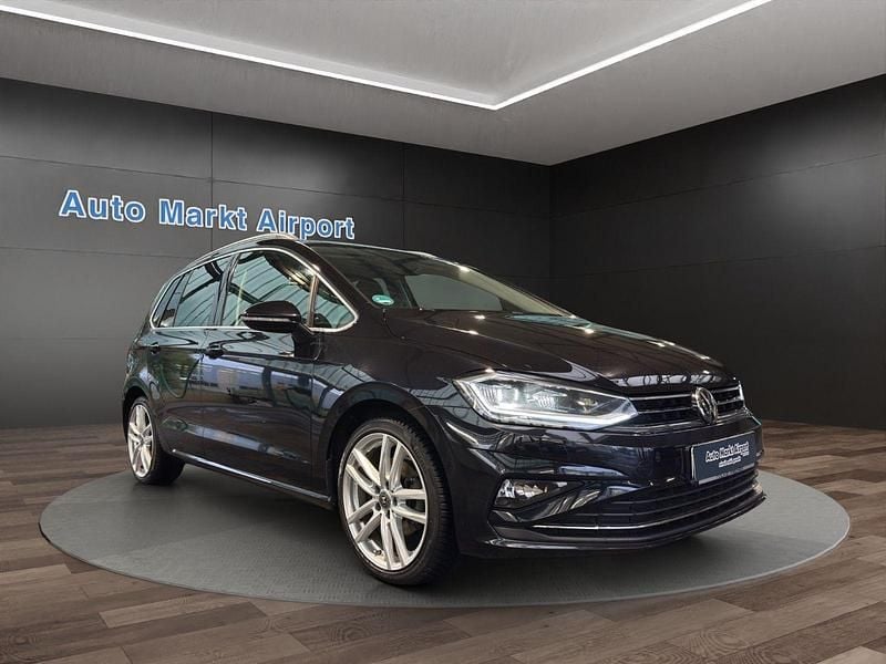 Schwarz Gebraucht 2019 VW Golf Sportsvan Highline Van / Kleinbus | 15.450 € (Guter Preis) - Bild 1/4