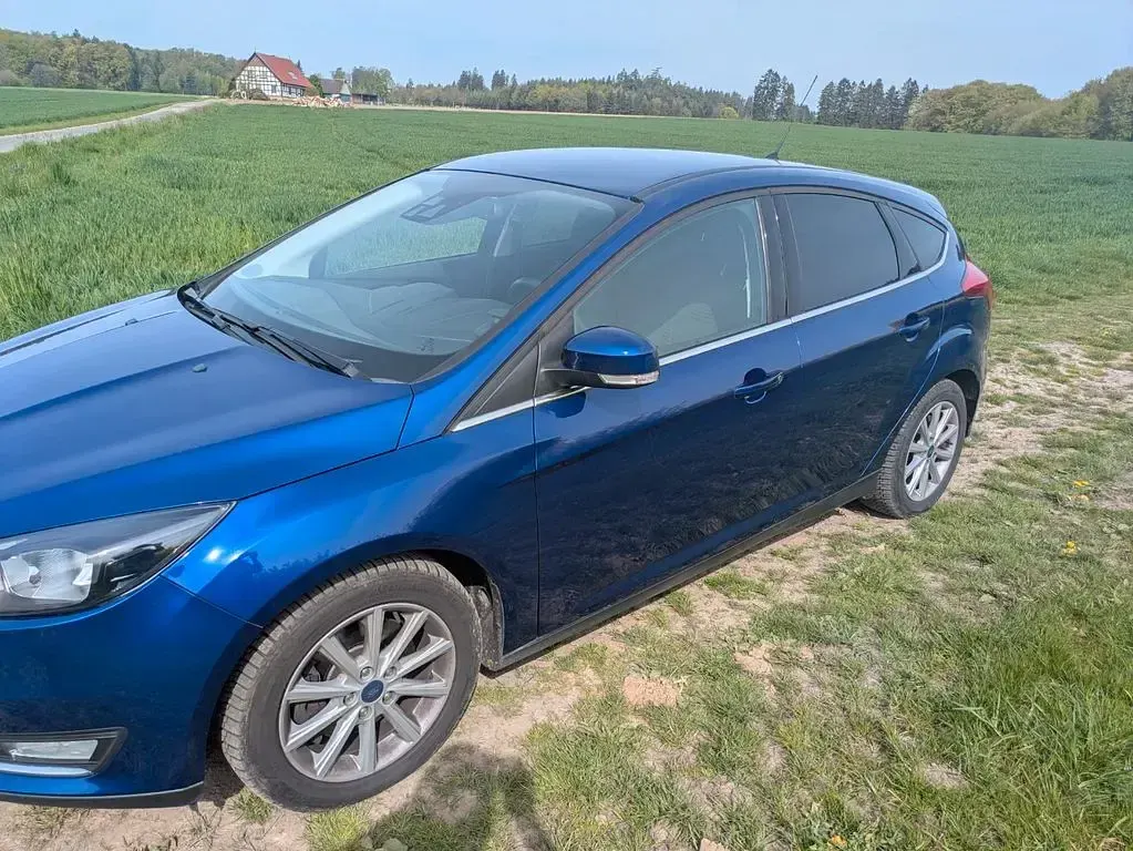 Gebraucht Ford Focus Titanium 150 PS (110 kW) 2015 Blau Limousine