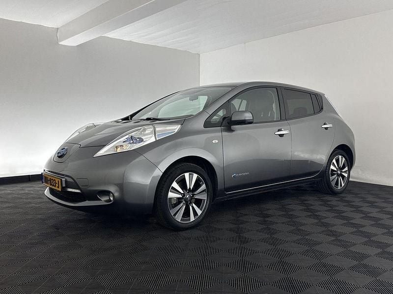 Gebraucht Nissan Leaf 80 kW (109 PS) 2017 Grau Kleinwagen