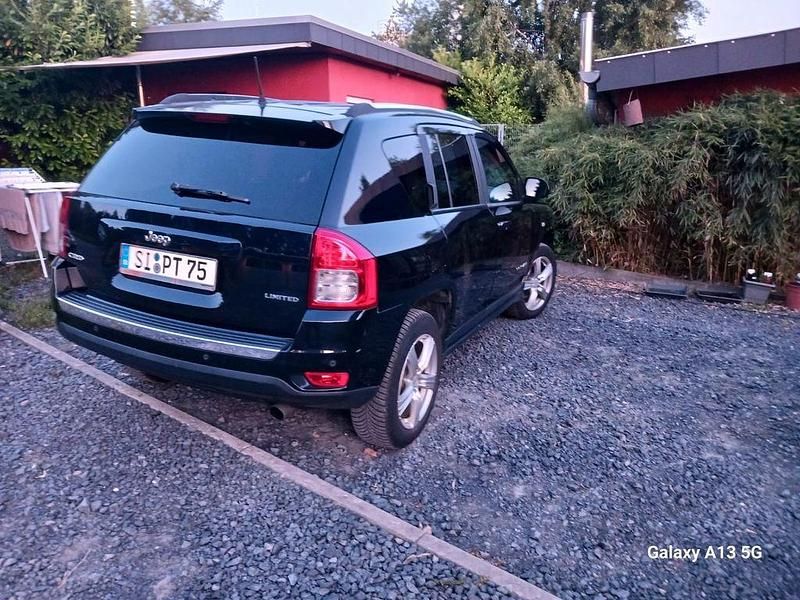 Gebraucht Jeep Compass Limited 163 PS (119 kW) 2011 Blau SUV