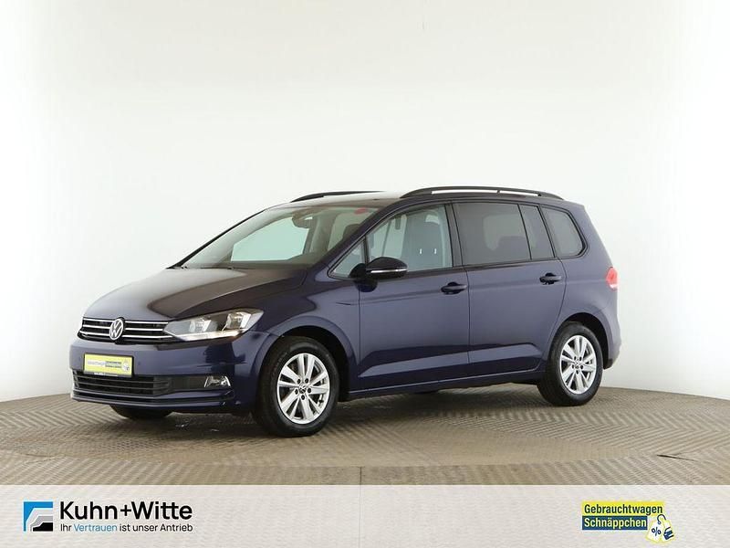 Blau Gebraucht 2022 VW Touran Comfortline Van / Kleinbus | 24.525 € (Fairer Preis) - Bild 1/3