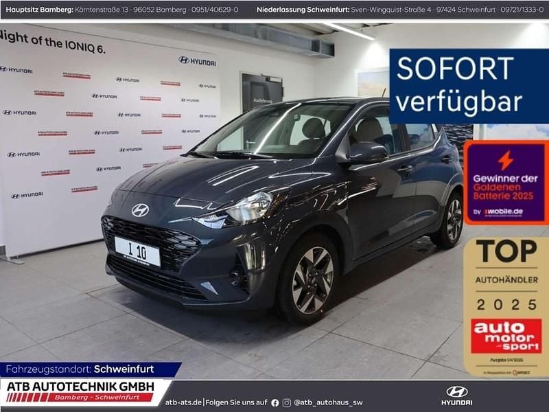 Met (grau Gebraucht 2024 Hyundai i10 Trend Kleinwagen | 19.895 € (Etwas zu teuer) - Bild 1/4