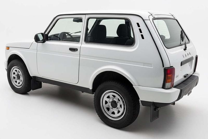 Gebraucht Lada Taiga 72 PS (52 kW) 2018 Weiß SUV