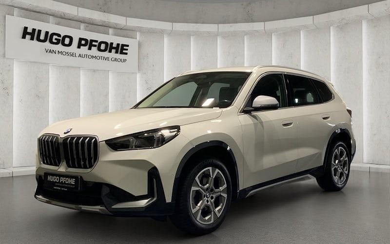 Weiß Gebraucht 2023 BMW X1 SUV | 35.790 € (Fairer Preis) - Bild 1/4