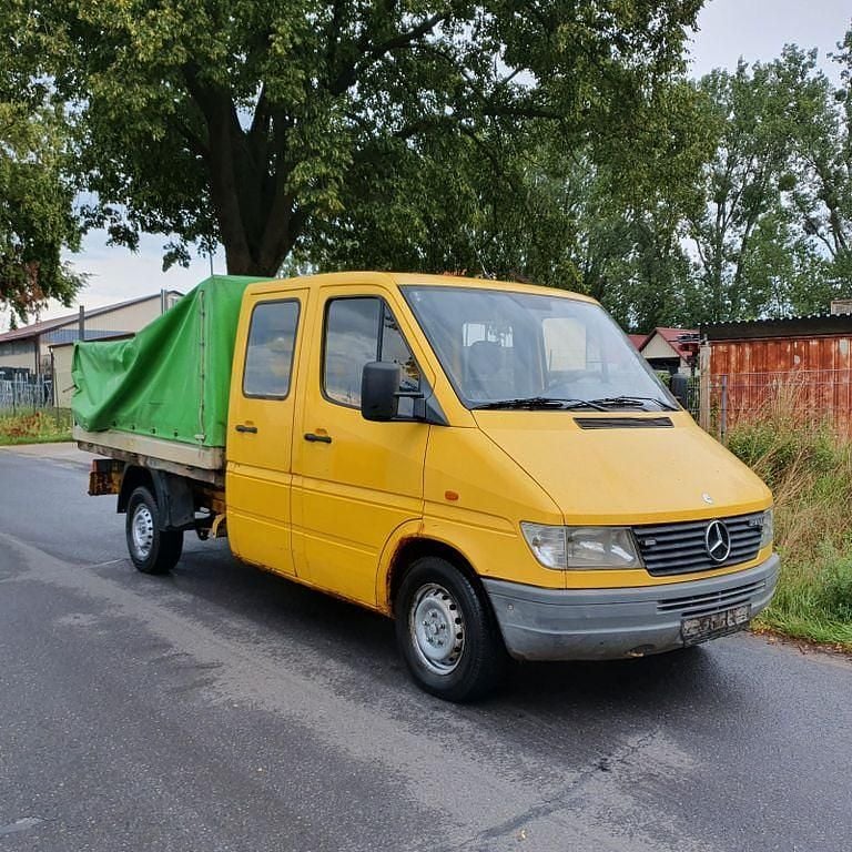 Gelb Gebraucht 1999 Mercedes Sprinter Van | 3.800 € (Fairer Preis) - Bild 1/4