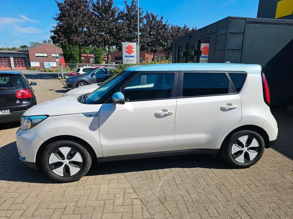 Gebraucht Kia Soul Play 80 kW (110 PS) 2017 Weiß SUV