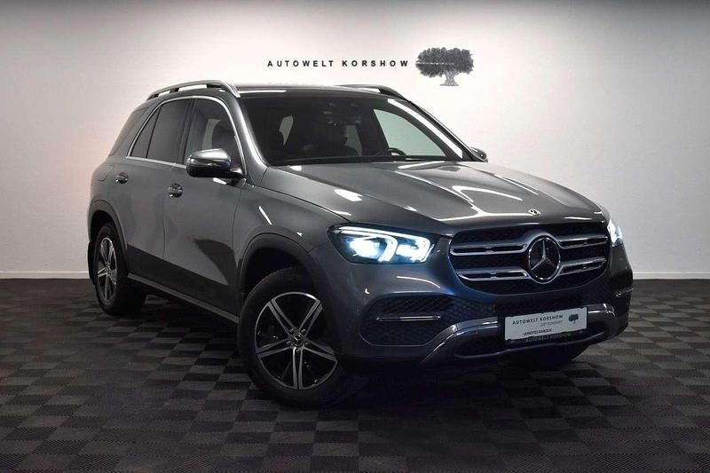 Grau Gebraucht 2020 Mercedes GLE350 AMG line SUV | 54.200 € (Superpreis) - Bild 1/3