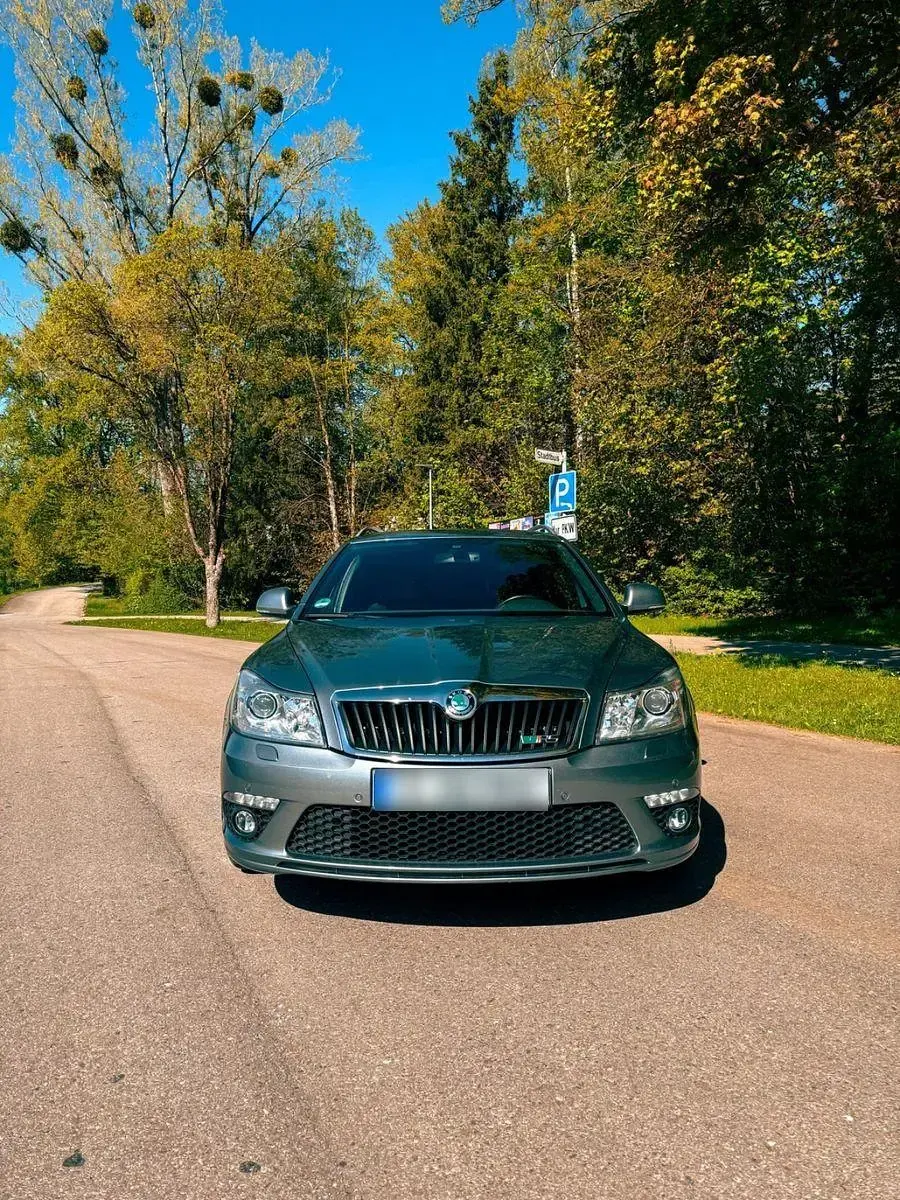 Gebraucht Skoda Octavia RS 170 PS (125 kW) 2013 Grau Kombi