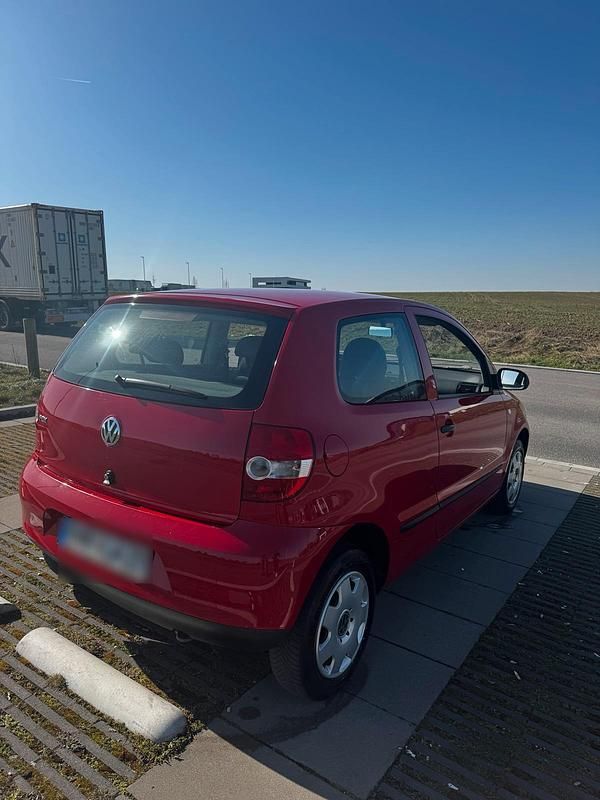 Gebraucht VW Fox 55 PS (40 kW) 2005 Rot Kleinwagen
