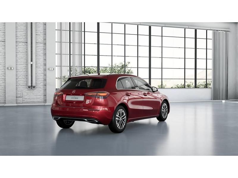 Gebraucht Mercedes A200 Progressive 163 PS (119 kW) 2024 Manufaktur lack manufaktur ... Limousine